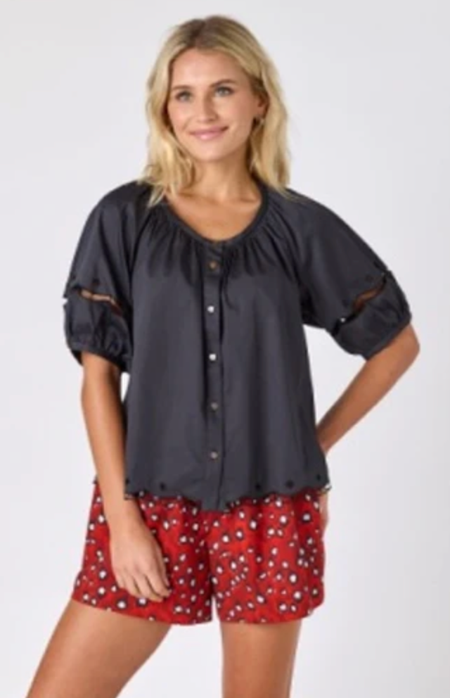 Black Perrie Top