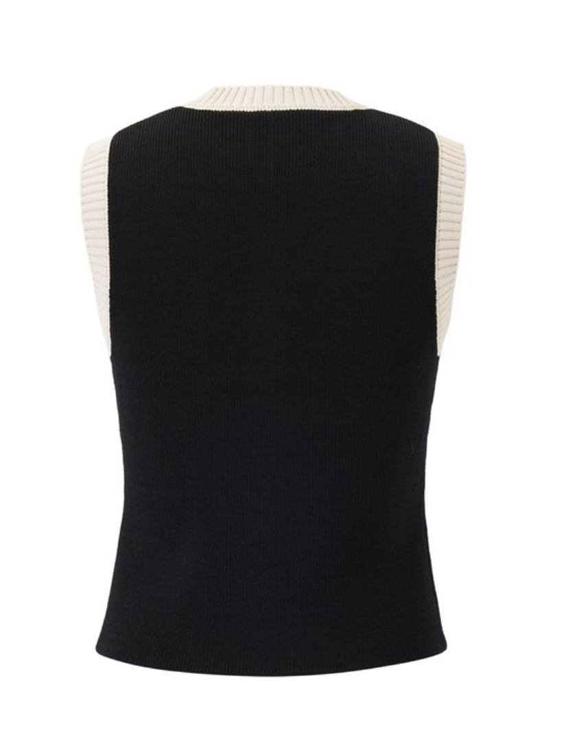 Teri Vest- Black