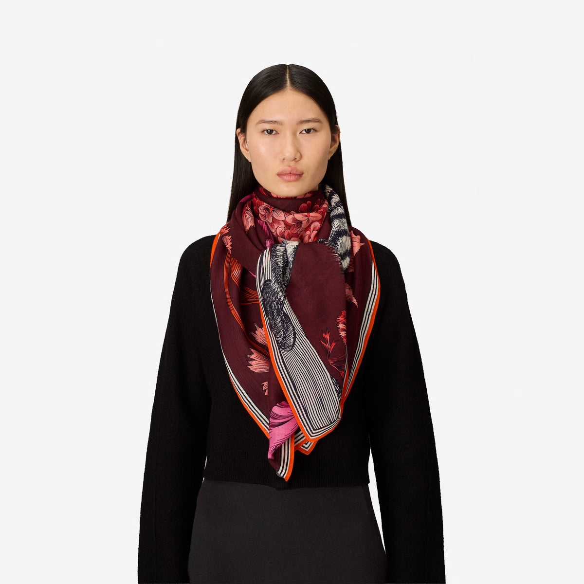 Square 130 - Gustav - Burgundy