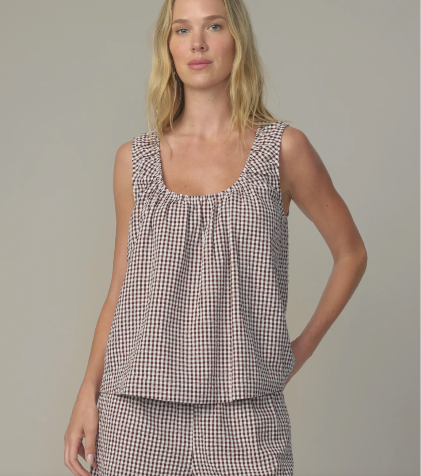 Ana U-Neck Sleeveless Blouse