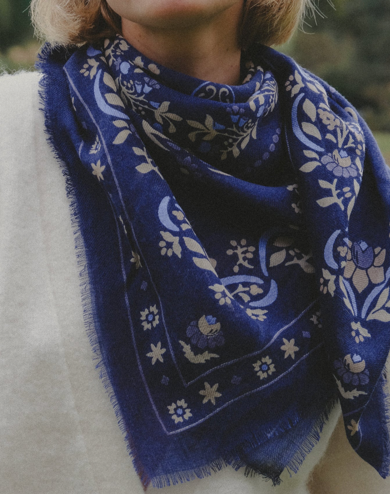 Scarf Secret Garden WS
