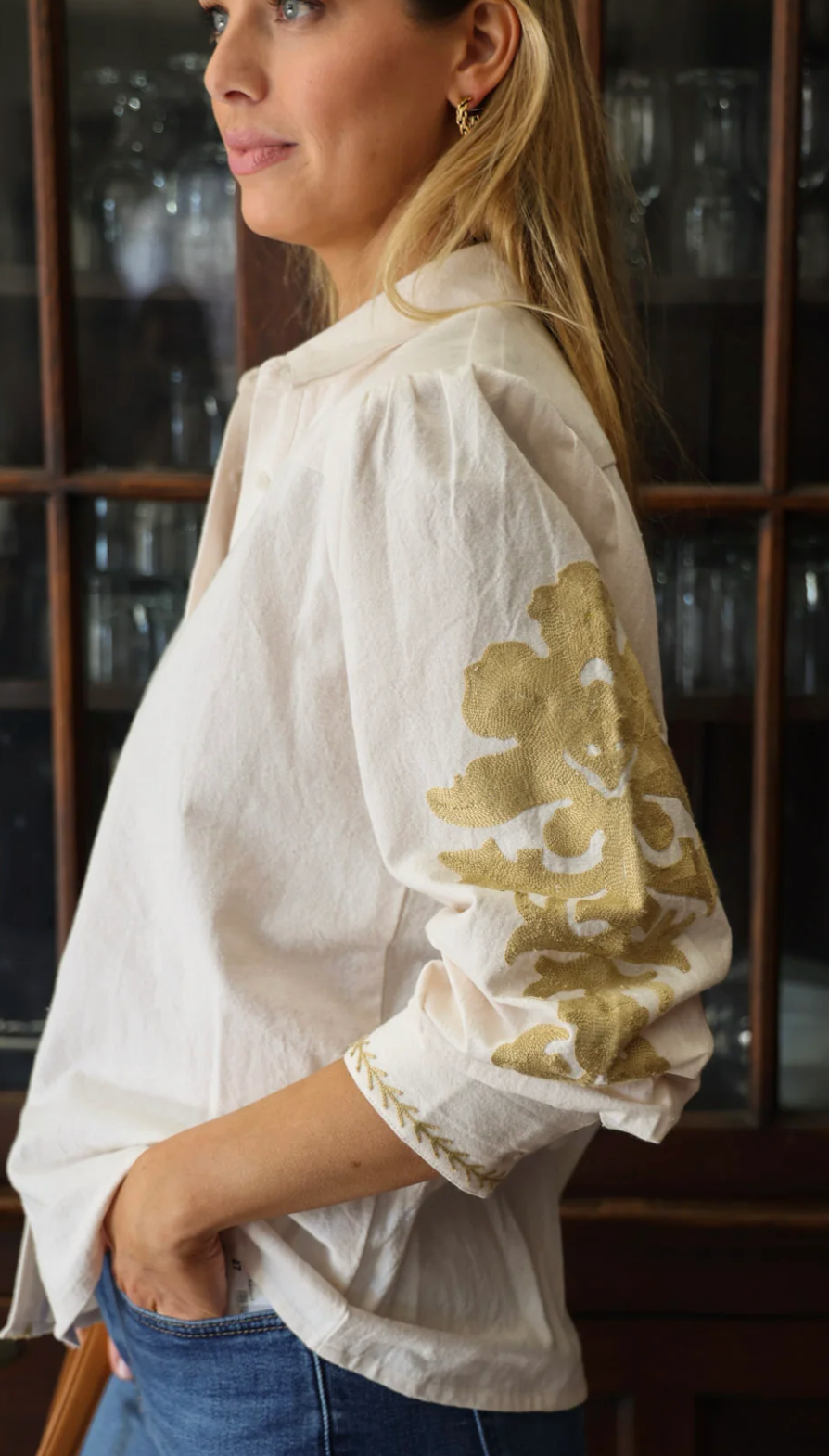 Layla Embroidered Blouse in Off White Chambray