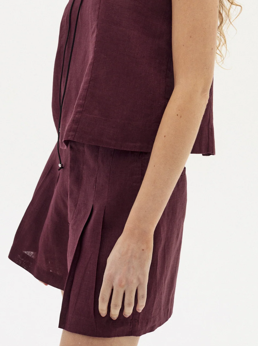 Frida Linen Shorts- Deep Merlot