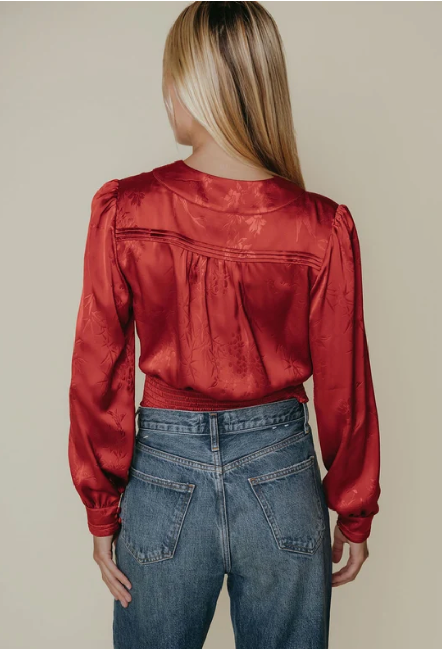 Avery Top
